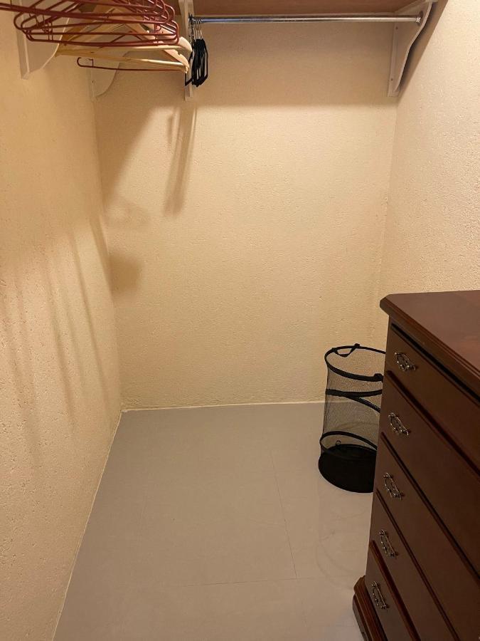 Jamrock Suites Kingston Luaran gambar