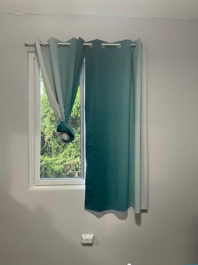 Jamrock Suites Kingston Luaran gambar