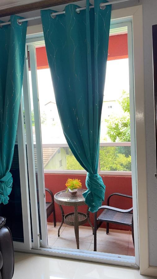 Jamrock Suites Kingston Luaran gambar